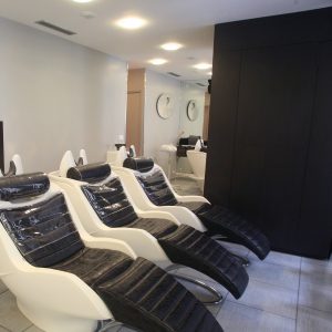 salon de coiffure France In Paris-coiffeur visagiste-18 rue Saussier Leroy Paris 17°